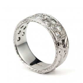 18WG Diamond Wedding Band 1.00TDW